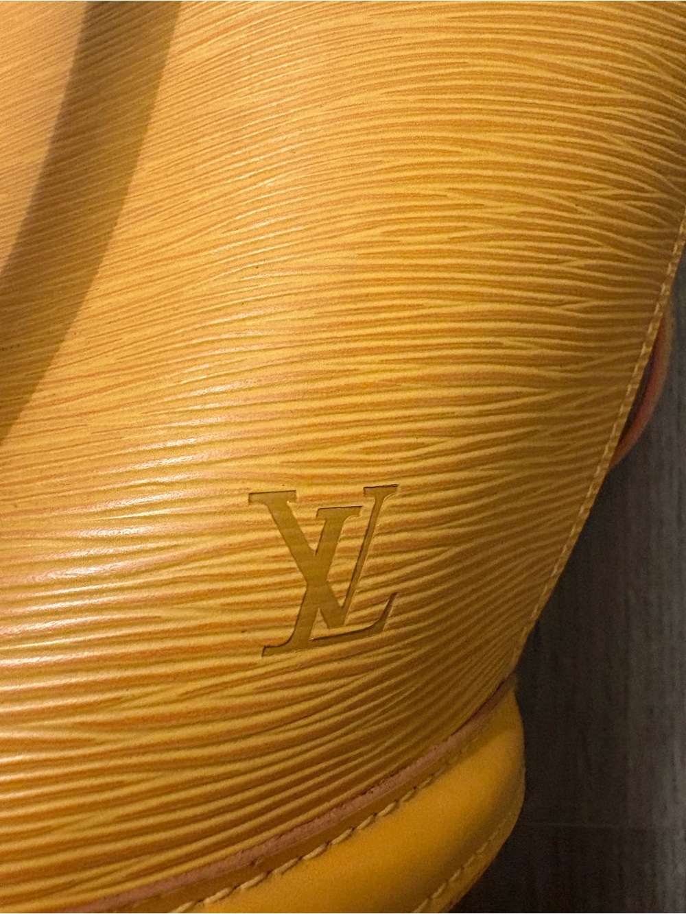 Louis Vuitton Saint Jacques Yellow Bag - Picture 6 of 6